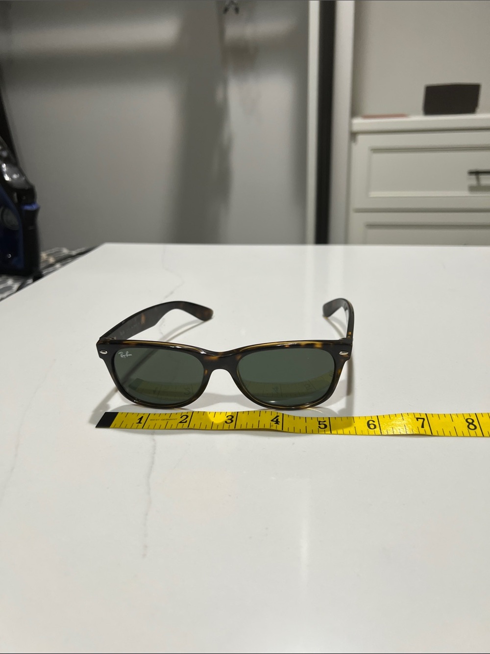 Ray-Ban Men’s Tortoise Frame Sunglasses with Green Lenses, excellent condition